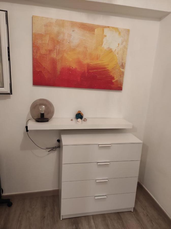 Stylish, Comfortable, Basement Loft-Like Apartment With Amenities Athen Exterior foto