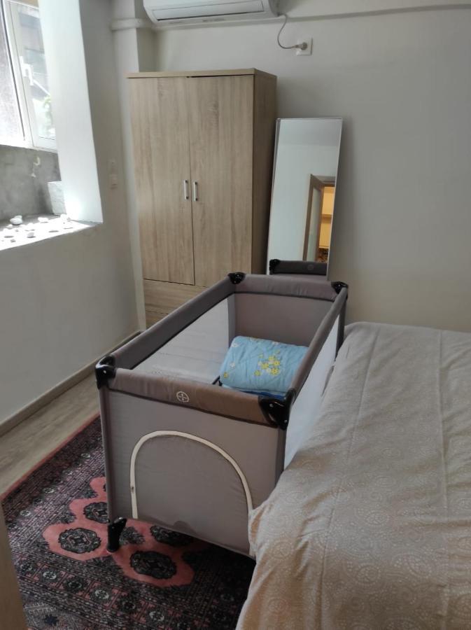 Stylish, Comfortable, Basement Loft-Like Apartment With Amenities Athen Exterior foto
