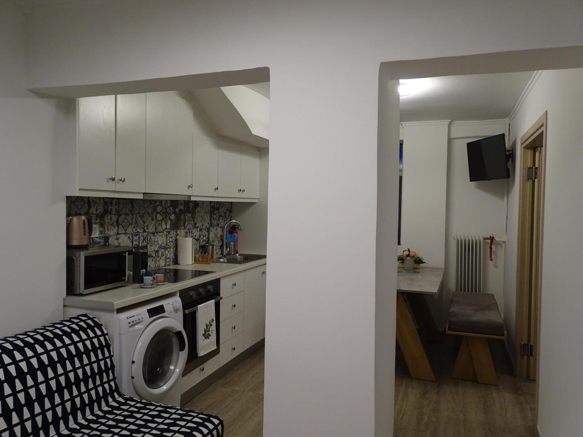 Stylish, Comfortable, Basement Loft-Like Apartment With Amenities Athen Exterior foto